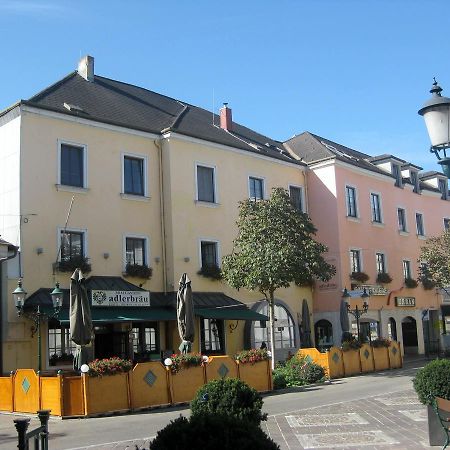 Apartmán Zum Schwarzen Adler Tulln An Der Donau Exteriér fotografie